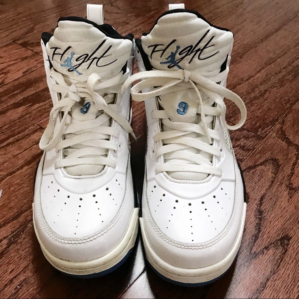 Men’s Nike Air Jordan’s Flight White Legend 9.5